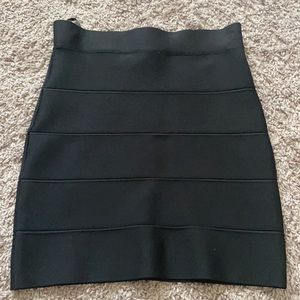 BCBG stretch skirt